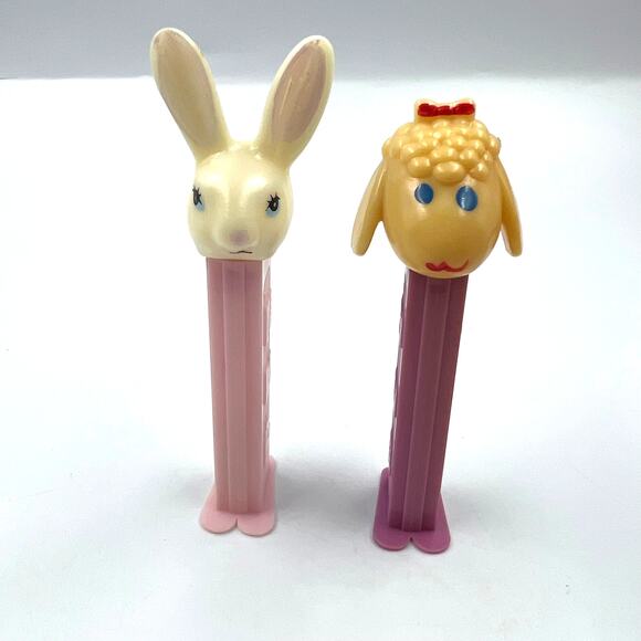 Vintage PEZ Dispensers Easter Lamb & Easter Bunny Rabbit Made In Yugoslavia - Picture 1 of 10